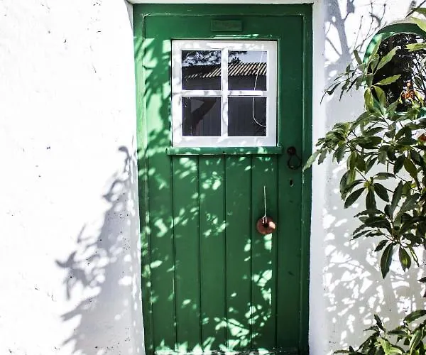 Casa Paco D'ilhas بيت ضيافة إيريسييرا